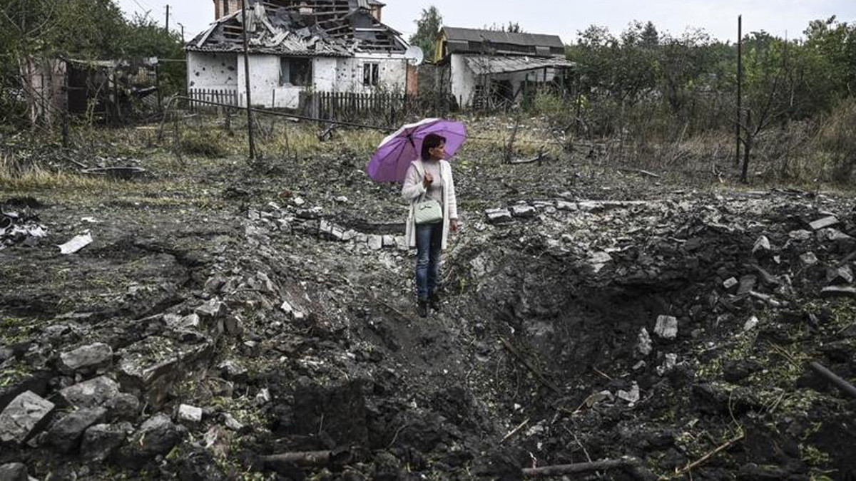 73,000 evacuated from conflict-hit areas in Ukraine in past month